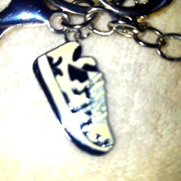 🆕️Boutique Resin Popcorn and Metal Sun/Moon Sneaker Keychain/ Purse Charm - Picture 4 of 5